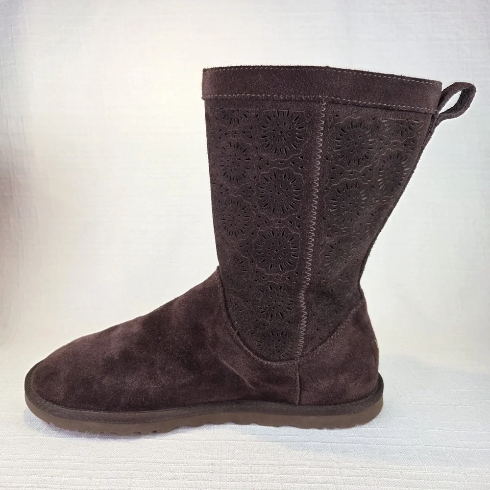 UGG Lo Pro Short Brown‎ Boots Suede Flower Patterned Winter Boho Women's 9